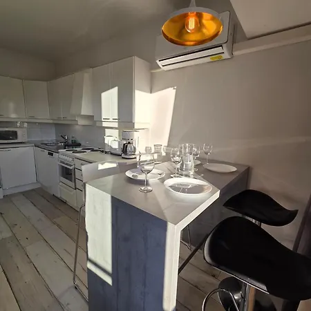 아파트 2h K 50m2, 6 Hloelle, Ilmastointi, Rewell Ilmainen Parkkihalli *